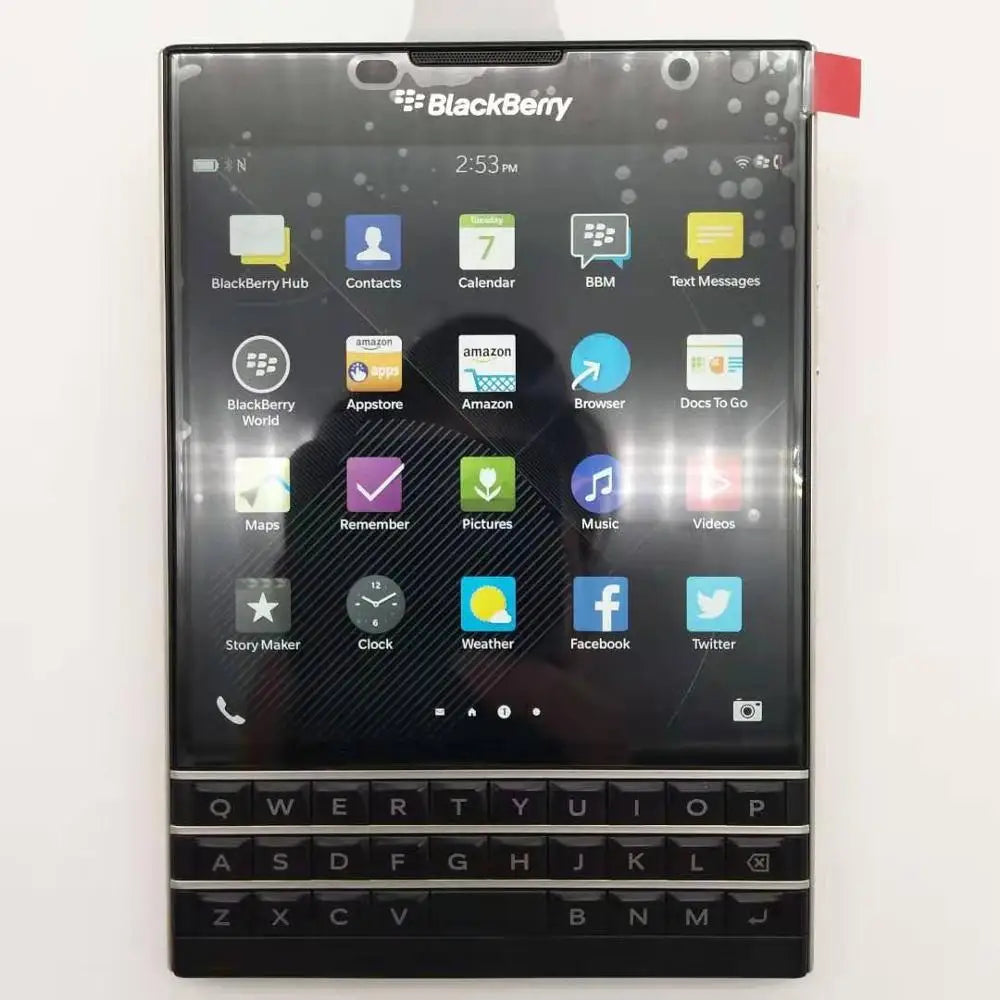 BlackBerry Passport Q30 Refurbished – 4G LTE, 3GB RAM, 32GB, 13MP, QWERTY Keyboard, BlackBerry OS
