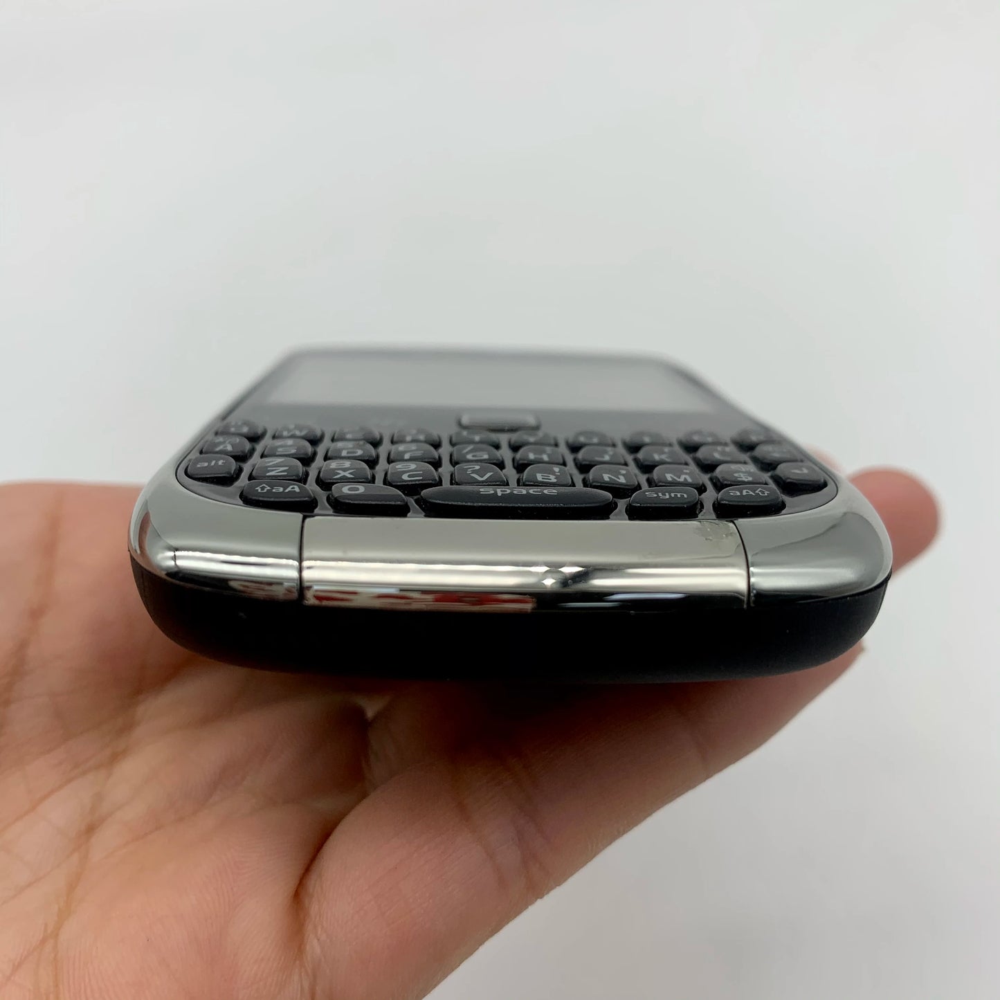 BlackBerry Curve 9300 Refurbished – Unlocked 3G, WiFi, QWERTY Keyboard Smartphone